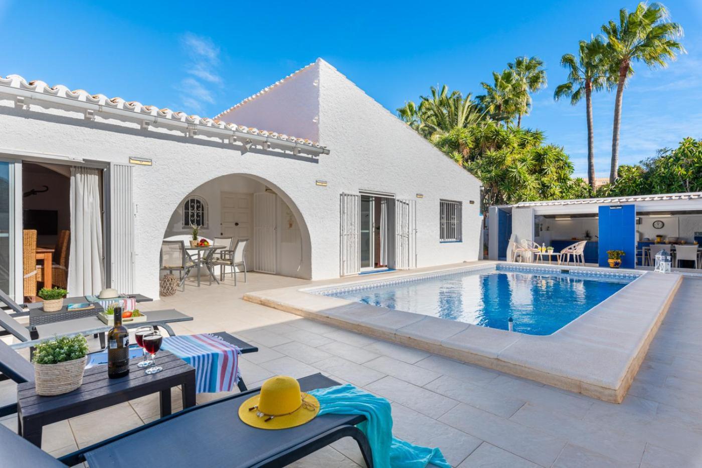 Villa Anais - Plusholidays Кальпе Екстер'єр фото